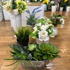 フェイクグリーンフラワー7点セットの画像