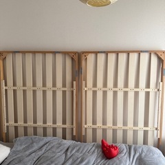 組み立て簡単なダブルベッドの画像