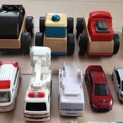 200円で。子供のおもちゃ色々です。の画像