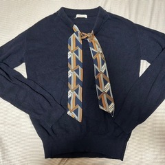 【美品】テチチ　スカーフ付きニットセーターの画像