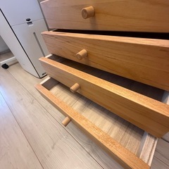 チェスト4段　木製の画像