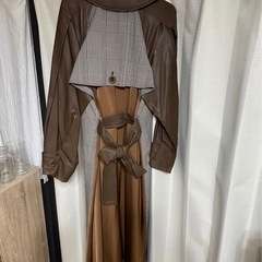 MURUA マテリアルミックストレンチコートの画像