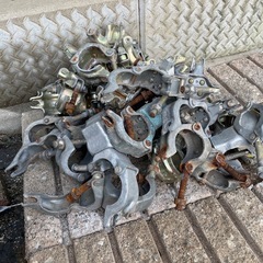 単管、単管脚、クランプの画像