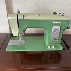 最終値下げ！早い者勝ち！レトロ足踏みミシン/アンティーク/インテリア/DIYの画像