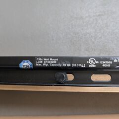 テレビ 取り付け部材の画像