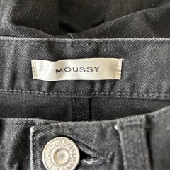 moussyジーパンの画像
