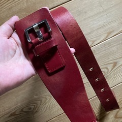 ⭕️11月末まで‼️マリクレール★赤いベルトの画像