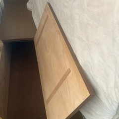 ベッドフレームの画像