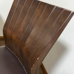 ダイニングテーブルの画像