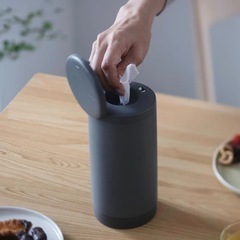 ウェットティッシュケース　マーナ　片手で取れるの画像