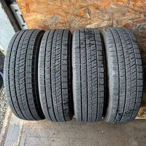 バリ山　BRIDGESTONE ブリヂストン　ブリジストン　VRX2 155/65R14 スタッドレス　タイヤ　2019年製　14インチ