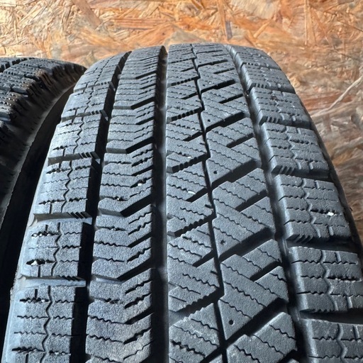 バリ山　BRIDGESTONE ブリヂストン　ブリジストン　VRX2 155/65R14 スタッドレス　タイヤ　2019年製　14インチ