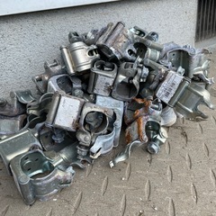 単管、脚付、クランプのセットの画像