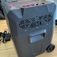 アイリスオーヤマ IRISOHAYAMA  25年制 ポータブル冷蔵庫  IPD-4A-B ポータブルクーラー  40L 1109-011の画像