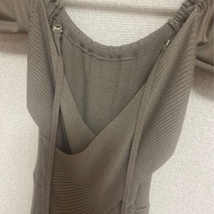 GYDA バッククロス オフショルニットワンピースの画像