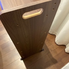 おもちゃ棚の画像