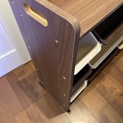 おもちゃ棚の画像
