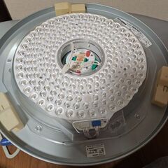 HITACHI LED シーリングライト 8畳の画像