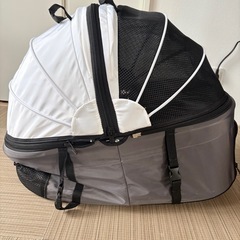 ペット　キャリーバッグ　ドライブシート　保護犬活動の方無料提供致しますの画像