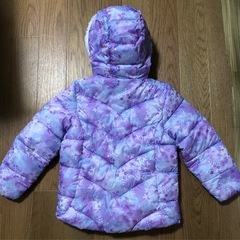 コストコ購入　SNOZU 子供用ダウンの画像