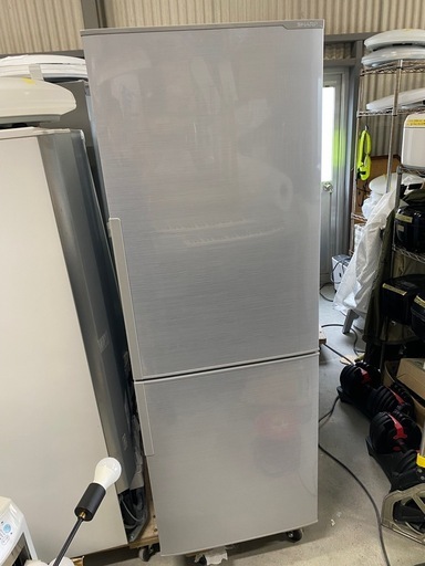 お薦め品‼️冷凍庫大容量102L‼️シャープ2ドア冷凍冷蔵庫271L 2019年