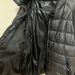 ブラック ダウンジャケット フルジップの画像