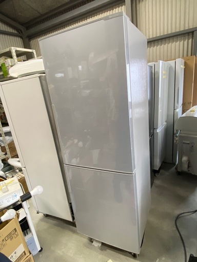 お薦め品‼️冷凍庫大容量102L‼️シャープ2ドア冷凍冷蔵庫271L 2019年