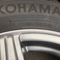 2024年製  185/60R15 スタッドレスタイヤ・ホイールセット 　ヨコハマIG60の画像