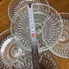 ガラス皿5枚の画像