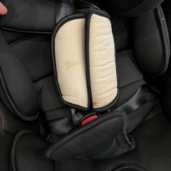 ネビオ　チャイルドシート　０歳からの画像