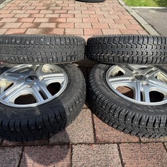 スパイクタイヤ　13インチの画像