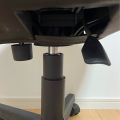 【フカフカ♪】中古　ネイビー ファブリック 回転椅子 高さ調整可能の画像