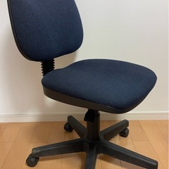 【フカフカ♪】中古　ネイビー ファブリック 回転椅子 高さ調整可能の画像