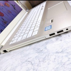 JT22 dynabookゴールド  第7世代 Core i5 ノートパソコンの画像