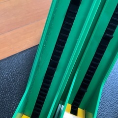 トミカの車を運ぶ 「電動スロープの画像