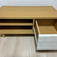 テレビ台
の画像