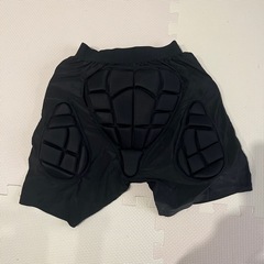 スキー・スノボ　　　おしりのプロテクターの画像