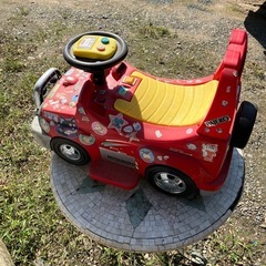 無料❣️ ジャンク子供電動乗用車の画像