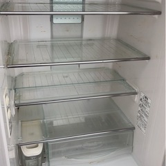 日立3ドア大型💖自動製氷💕冷凍冷蔵庫の画像