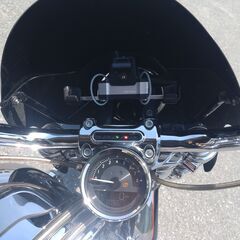 ハーレーブレイクアウトCVOの画像