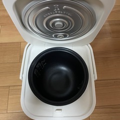 炊飯器の画像
