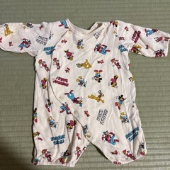 ディズニーロンパースセットの画像