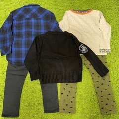 子供服100・110㎝（長袖・長ズボン） 5点セットの画像