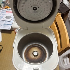 炊飯器の画像
