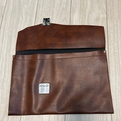革　クラッチバッグの画像
