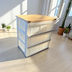 衣装ケースの画像