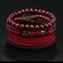 【新品未使用未開封品】レッド系レザーブレスレットセットの画像