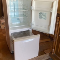 パナソニック　冷蔵庫　
NR-B142W　の画像