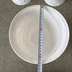 鉢 よ4つプラスチック製  の画像