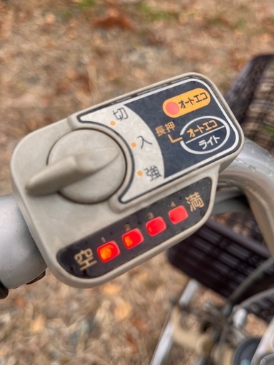 決まりました※引き取り限定※ YAMAHAアシスト電動自転車 26インチ、高圧タンク付きエアー入れ付き
